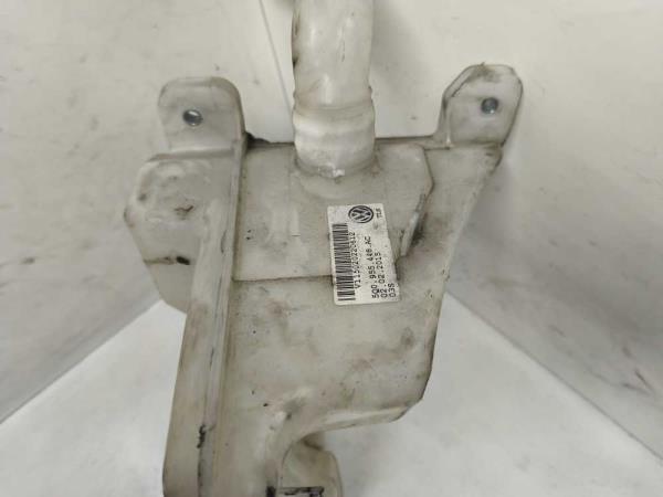 RESERVOIR LAVE GLACE SKODA - Vue 3